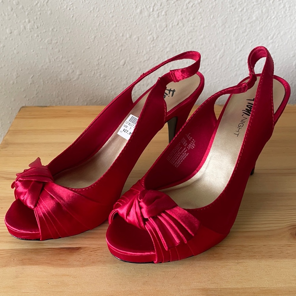 Fioni Peep Toe Heel 7